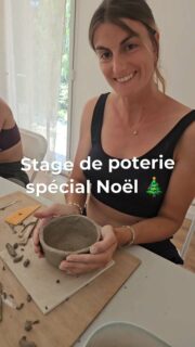 🏺Stage de poterie – Spécial Noël 🎄
📅 7 au 11 novembre @villa_jema avec @jgceramic
Après le succès du stage d’été, place à une édition spéciale Noël en novembre !
👐 5 jours pour créer vos propres cadeaux en céramique 🎁
🥢 Techniques de modelage & décor
👟 Balade dans la garrigue
🎶 Relaxation sonore
🥕 Atelier de cuisine végétarienne 
Un séjour créatif et ressourçant  pour préparer les fêtes autrement, dans notre lieu chaleureux au cœur de la nature 🌿.
🛏️ Hébergement tout confort
🍽️ Pension complète
🫰Cours sur place
📦 Vous recevrez toutes vos créations terminées et prêtes à être offertes 🎁 un mois après le stage, juste à temps pour Noël 🎅
📩 Renseignements auprès de @jgceramic :  contact@jgceramic.fr ou  06 62 08 17 33
ℹ️ Tout le programme et inscription par ici : https://villajema.fr/07-au-11-novembre-poterie-special-noel/
#poterie #stagepoterie #villajema #ceramique #ateliercreatif #noel #faitmain #cadeauxdenoel #bienetre #ateliernoël #faitmain
